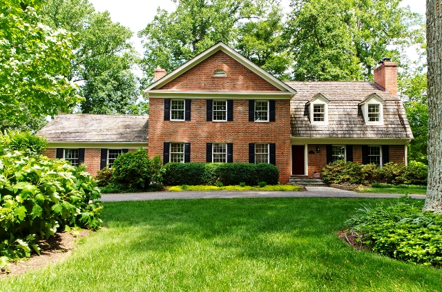 Home For Sale in Summerwood McLean